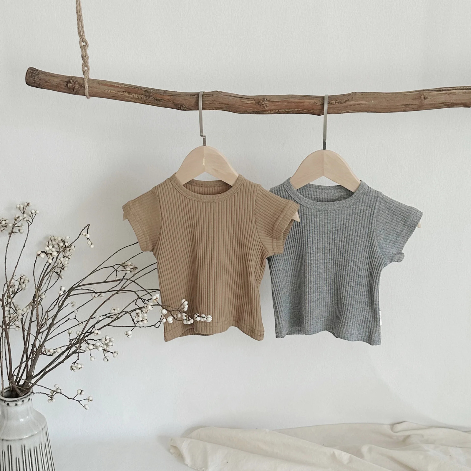 Summer Baby Short Sleeve T Shirts Cotton Infant Boy Solid Versatile Tees Toddler Girl Oneck Ribbed Bottoming Tops 250812