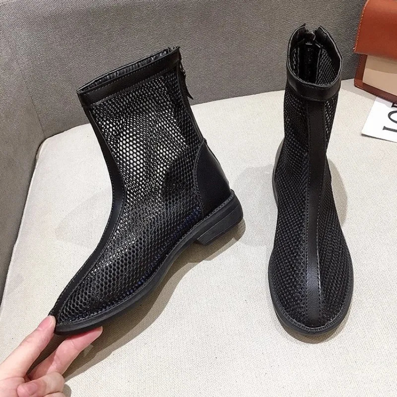 Fashionable Cool Boots Summer Round Head Mesh Cloth Breathable Soft Sole Anti-slip Wear-resistant Short Flat Boots 250812