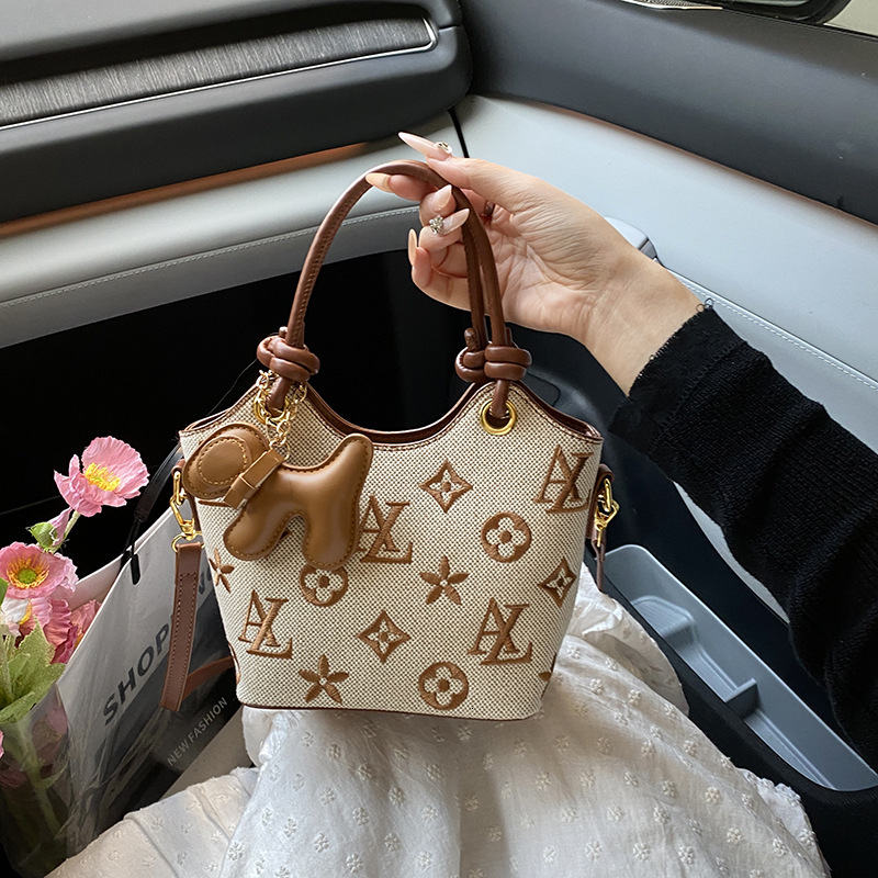Cross-border New Luxury Bag Handbag High-end Designer Bag Embroidered Letters Monogram Puppy Pendant Handbag With Inner Liner Single Shoulder Women�