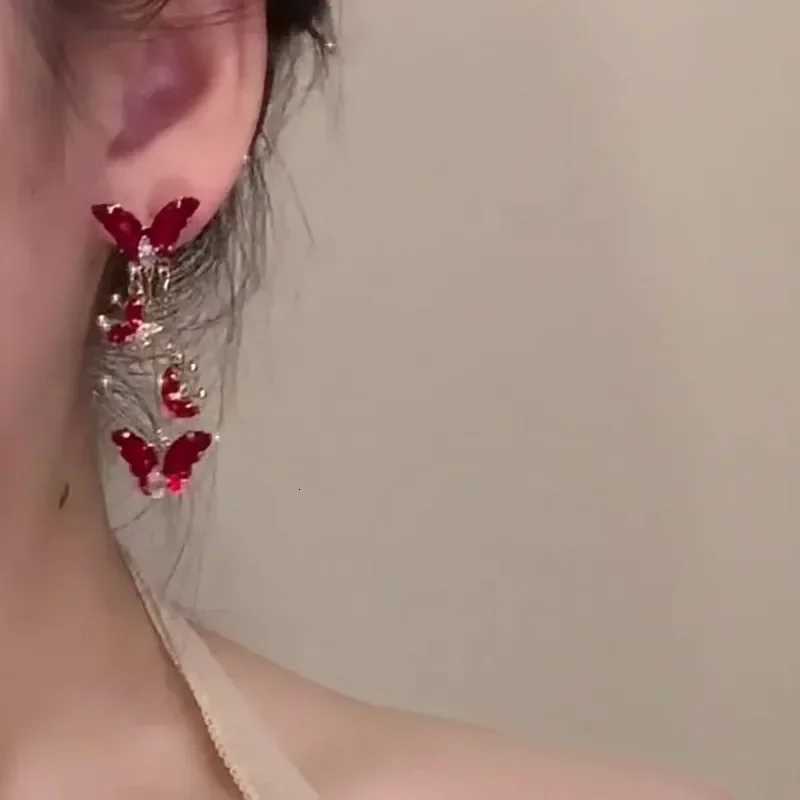 Red Crystal Butterfly Tassel Pendant Earrings for Women Fashionable Personalized Daily Accessory Party Jewelry Birthday Gifts Y250812
