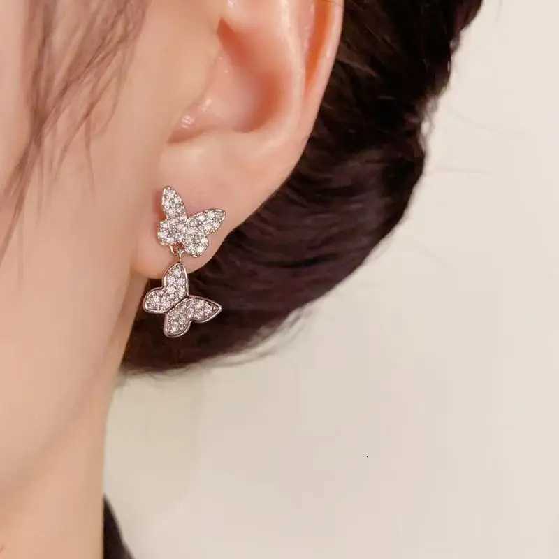 1 Pair Butterfly Stud Earrings With Cubic ZirconiaWomens Fashion Piercing Jewelry Girls Gift Y250812