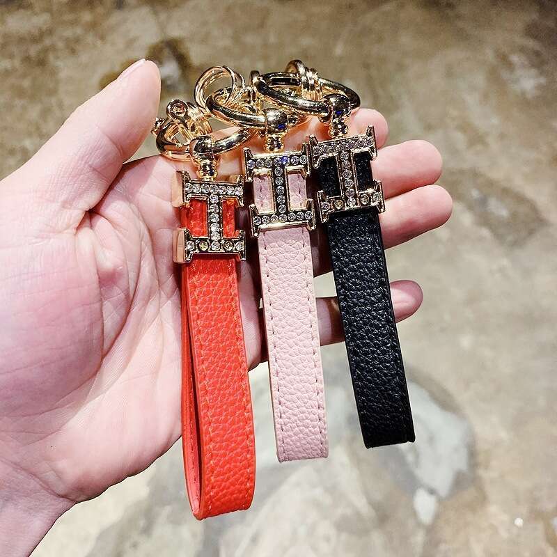 Inlaid Dia Creative for Women with Horseshoe Buckle Metal Strap Key Pendant Leather Backpack Decoration Keychain
