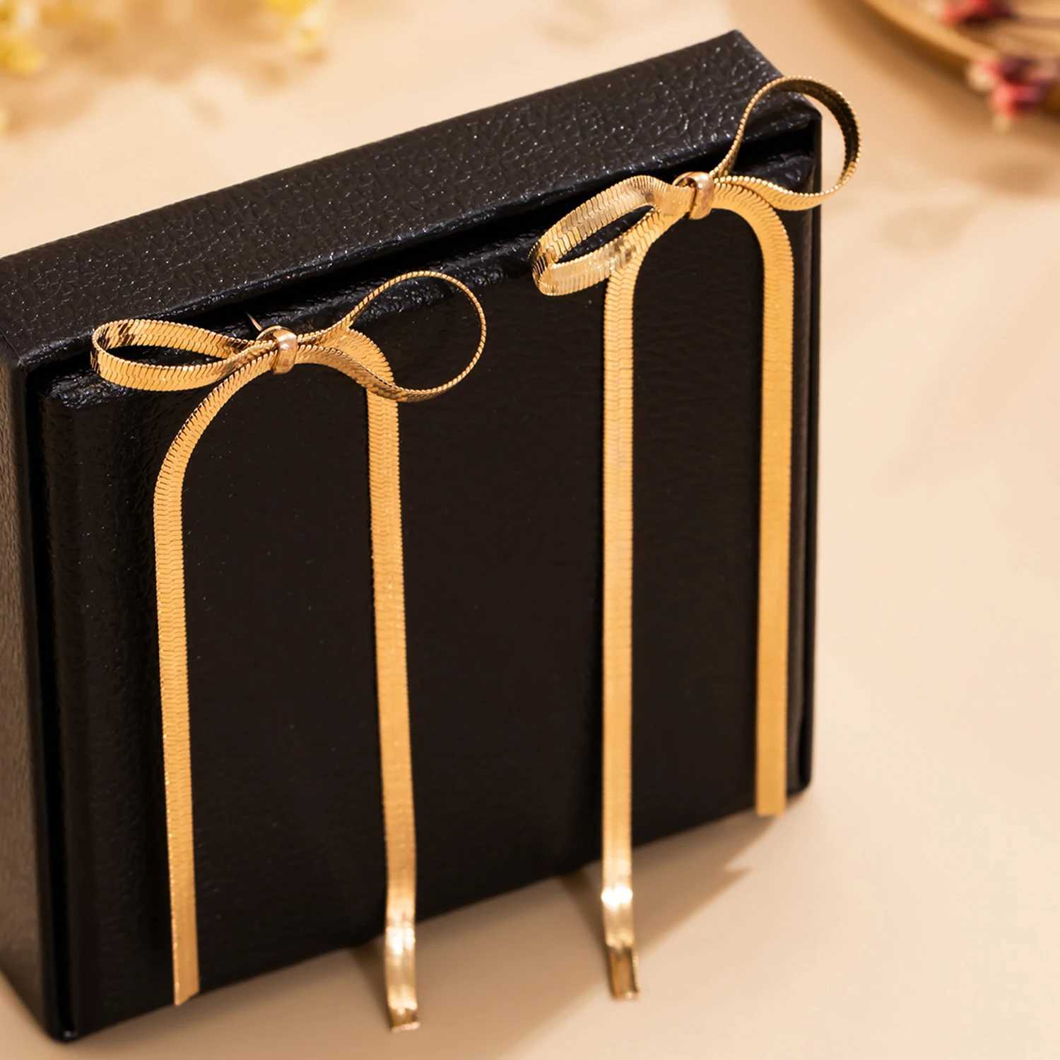 2024 New Stainless Steel Long Tassels Bow Dangle Earrings Flat Snake Chain Bowknot Ear Stud Minimalist Hoops Lightweight Jewelry Y250812