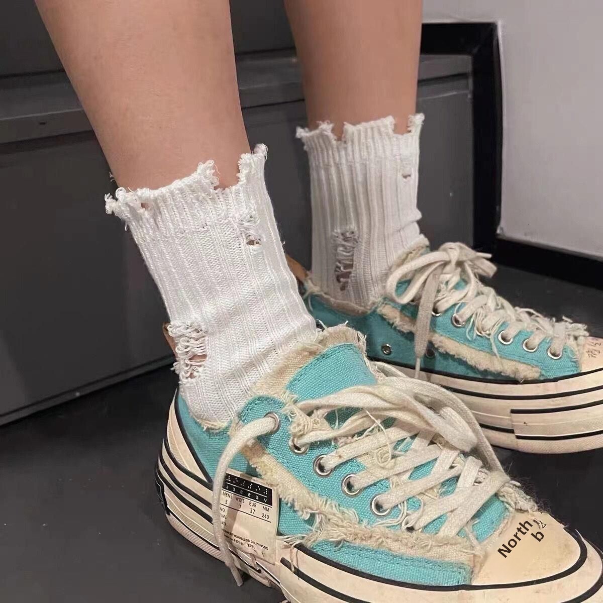 Ripped Hole Internet Celebrity Slouch Couple Unisex Mid-Calf Black Personality Beggar Trendy Frayed Socks