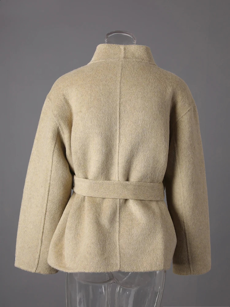 DEAT Fashion Ginger Color Double Side Short Woolen Coat Womens Turtleneck Loose Single Button Sashes Blends Coats Winter 250805