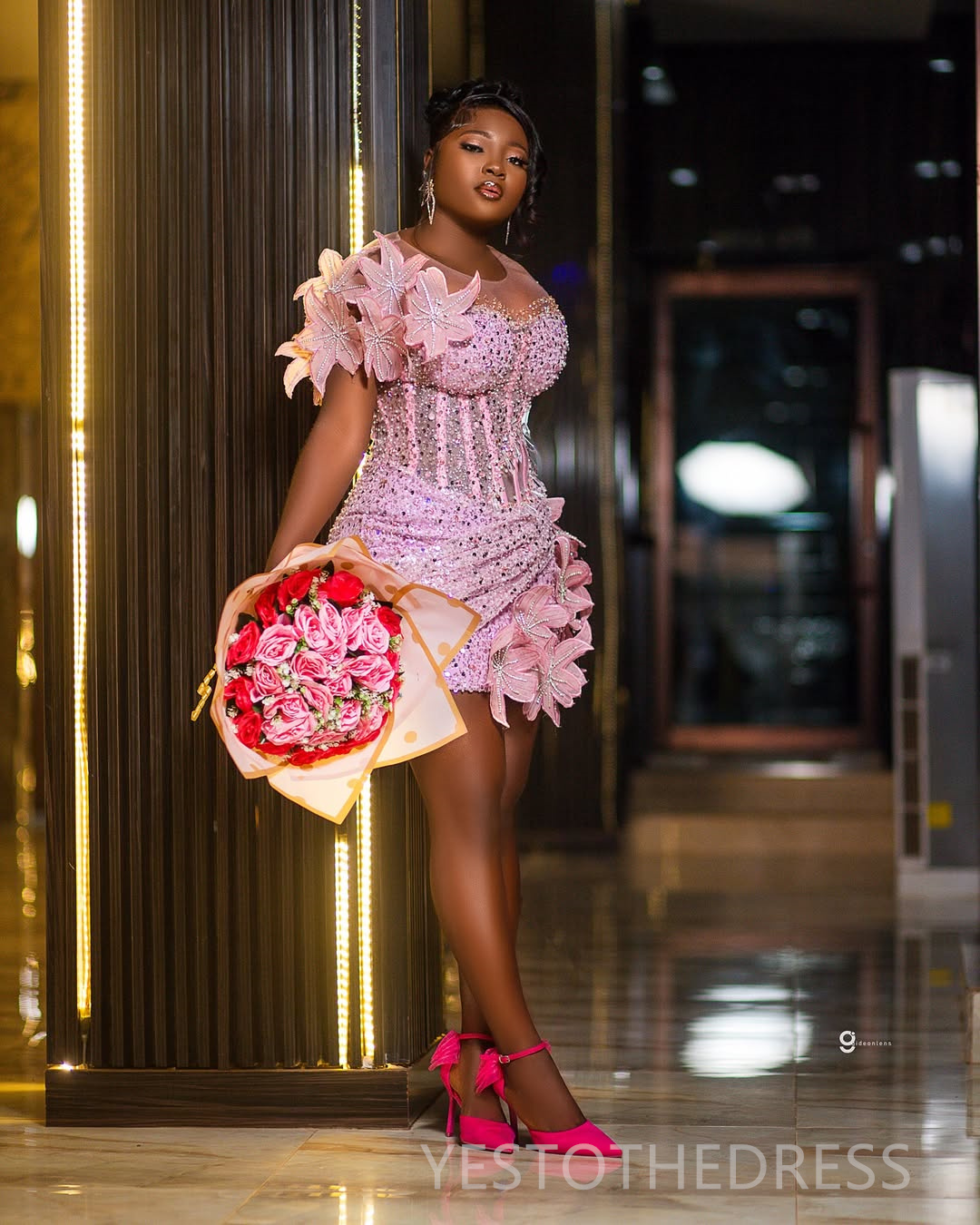 2025 Plus Size Pink Cocktail Dresses For Women Short Mini Dress Appliqued Illusion Sheath Lace Flora Homecoming Dresses Mini Gown For Nigeria Black Gi