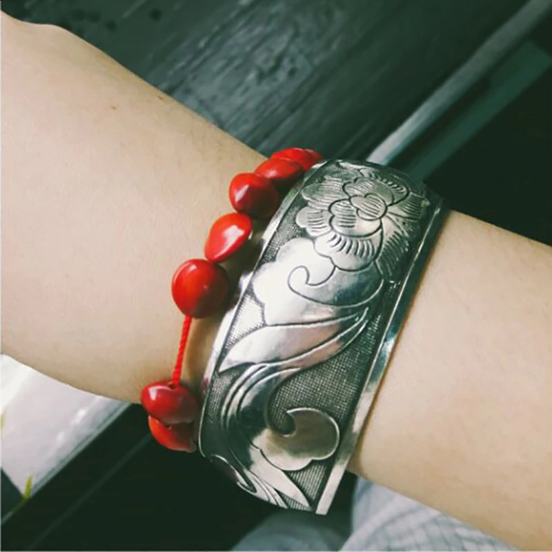 Bohemian Ethnic Style Retro Silver Wide Bracelet for Women Carved Flower Opening Fashionable Bracelet Boho Vintage Jewelry 250812