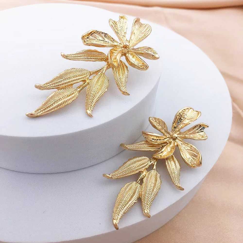 New Fashion Metal Flower Long Earring for Women Party Statement Vintage Gold-plated Leaves Tassel Earring Jewelry Y250812
