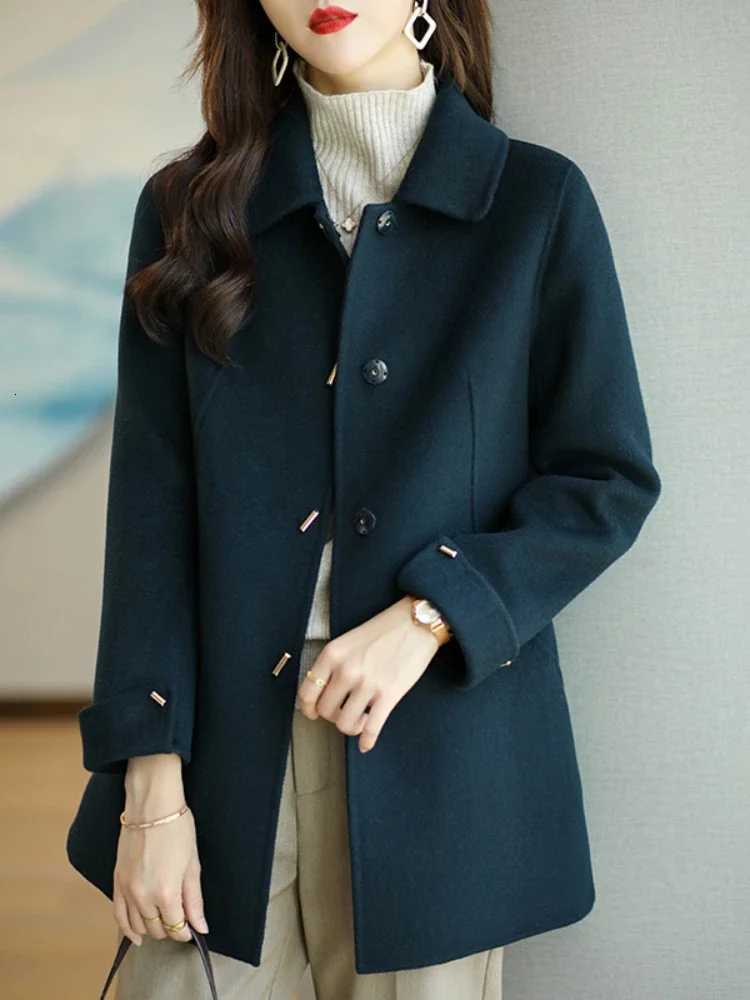 2024 Womens Woolen Coat Slim Fashion Office Lady Square Collar Single Breasted Winter Coats Wide-waisted Pocket Black Coat Z250813