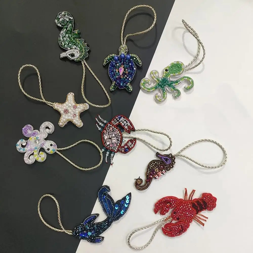 Handmade Rhinestone Lobster Beaded Pendant Pretty Hand Sewn Bag Charms Octopus Turtle Hanging Rope Patches Applique Bag Lanyard 250811