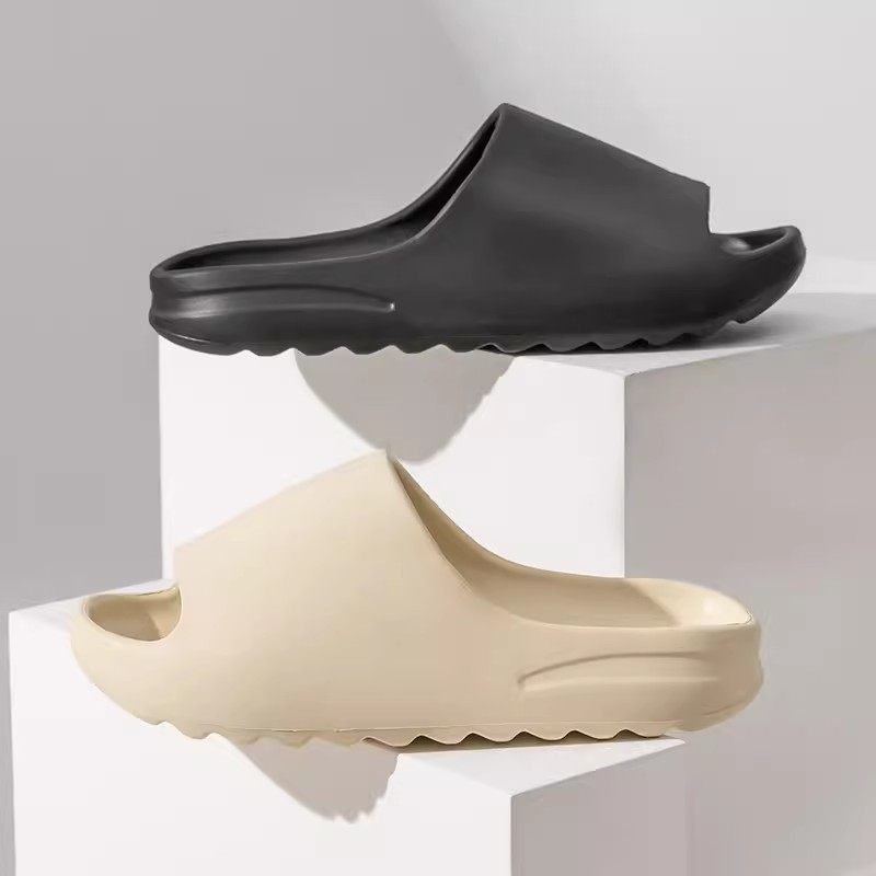 Slippers Summer Brand Popular Men Slippers Lightweigh EVA High-quality Asian Size Women Slippers Breathable Home Couple Sandals Outdoor Soft Beach Sho