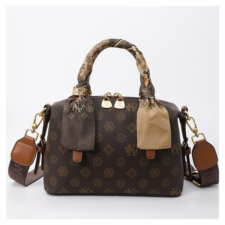 High Sense Fashion Handbag Small Square Female New Printed Armpit Shoulder Cross-Body Bag 2025