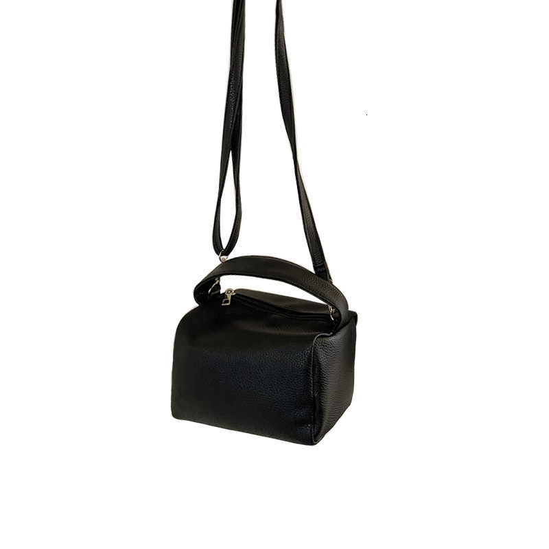Korea 2025 New Simple Soft Lychee Pattern Tofu Fashion Versatile Handheld Women's Single Shoulder Crossbody Small Bag ddmymarket