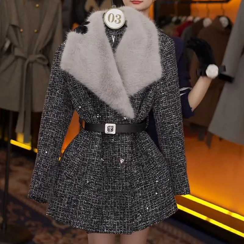 High-grade Thick Woolen Coat Womens Western Fur Collar Waist Long Slim Woolen Coat Z250813