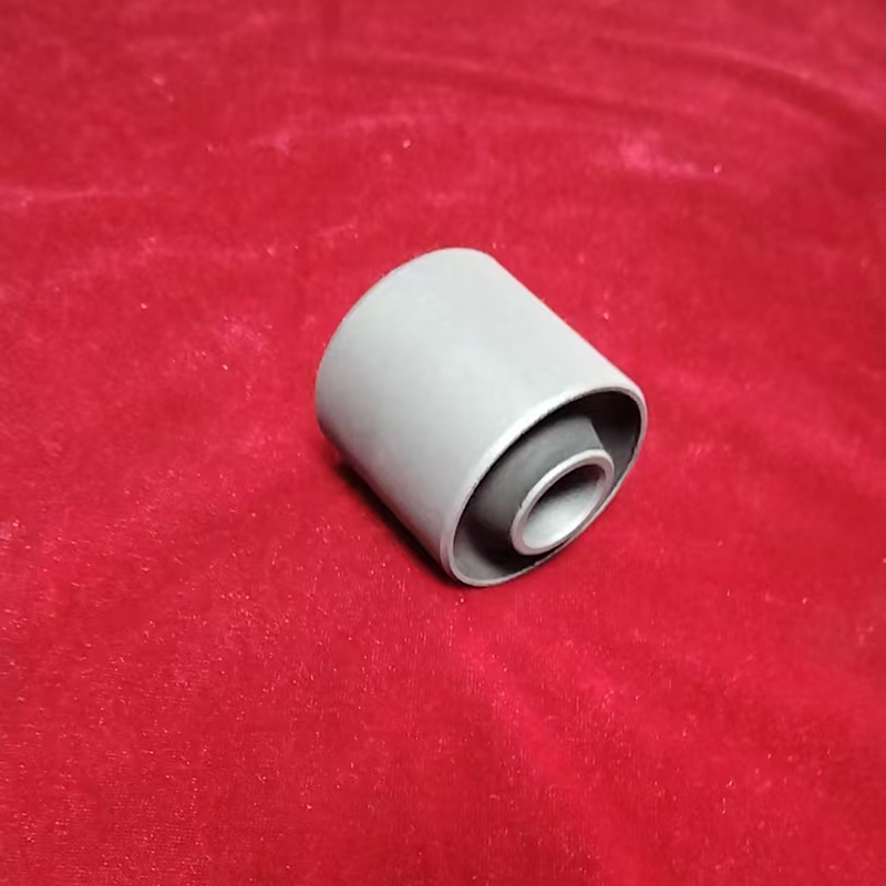 Durable Rubber Bushing for Suspension: High-Quality Swing Arm Sleeves Suitable for Nissan