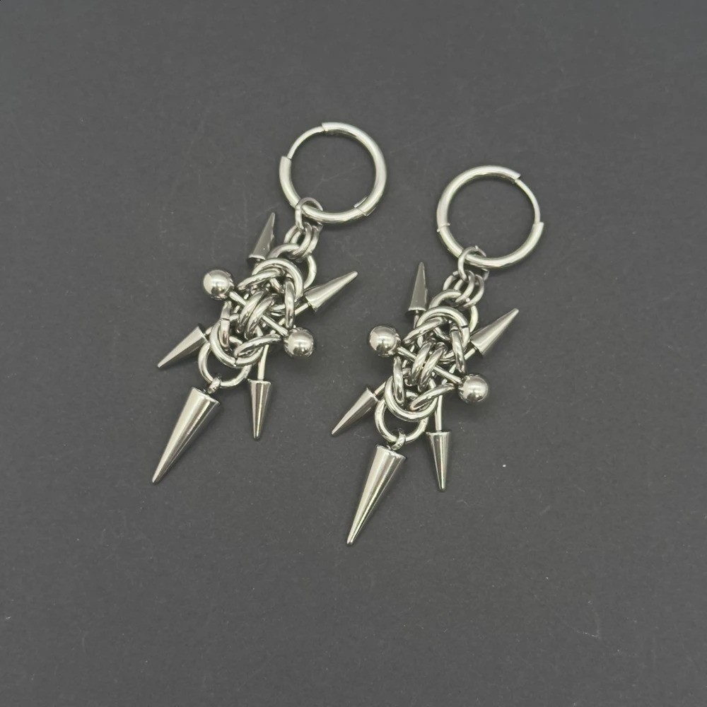 Gothic Stainless Steel Hoops Spike Piercing Long Dangle Earrings Handmade Punk y2k Chainmail Rivet Drop Earrings Rock Jewelry 250812