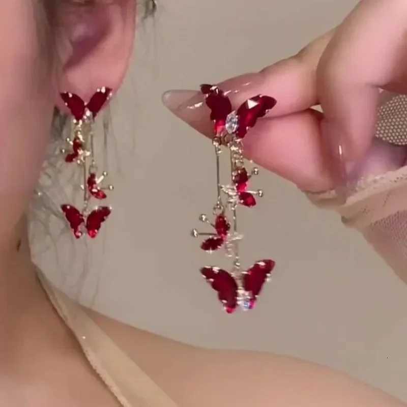 Red Crystal Butterfly Tassel Pendant Earrings for Women Fashionable Personalized Daily Accessory Party Jewelry Birthday Gifts Y250812