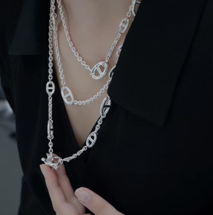 Classic silver necklace new long designer necklace titanium steel double layer with OT custom pendant collarbone chain designer jewelry overlapping necklace