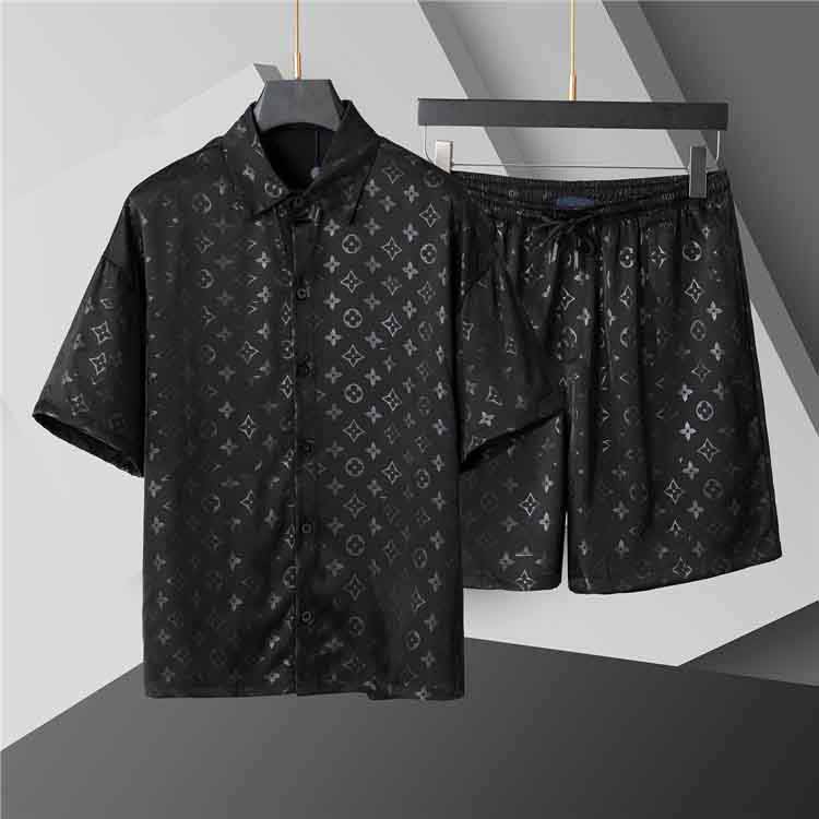 2026 Designers Beach shirtTracksuits Summer Suits Mens Fashioo Shirts Shorts Sets Luxury Set Outfits Sportswears Asian sizeM-XXXL