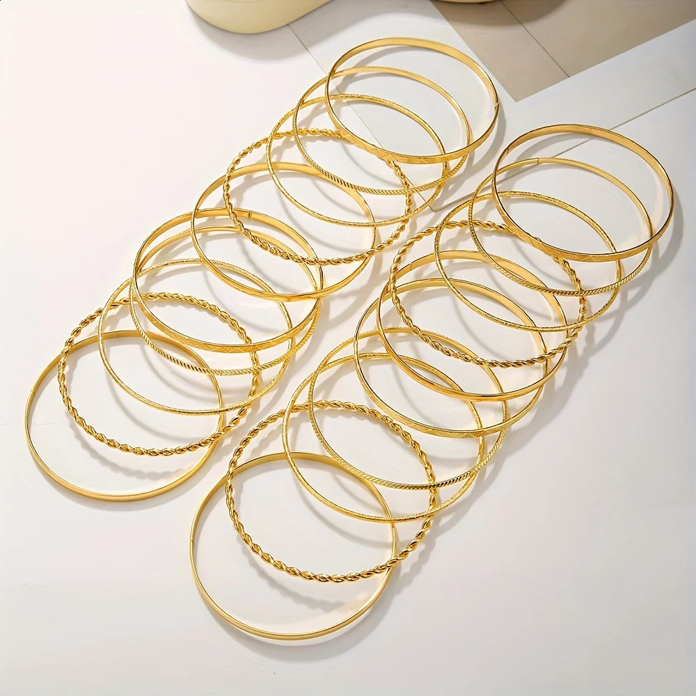 Vintage Bohemian Multilayer Alloy Bracelet 20-Piece Womens Fashion Simple Closed Bangle Wedding Jewelry Gift Wholesale 250812
