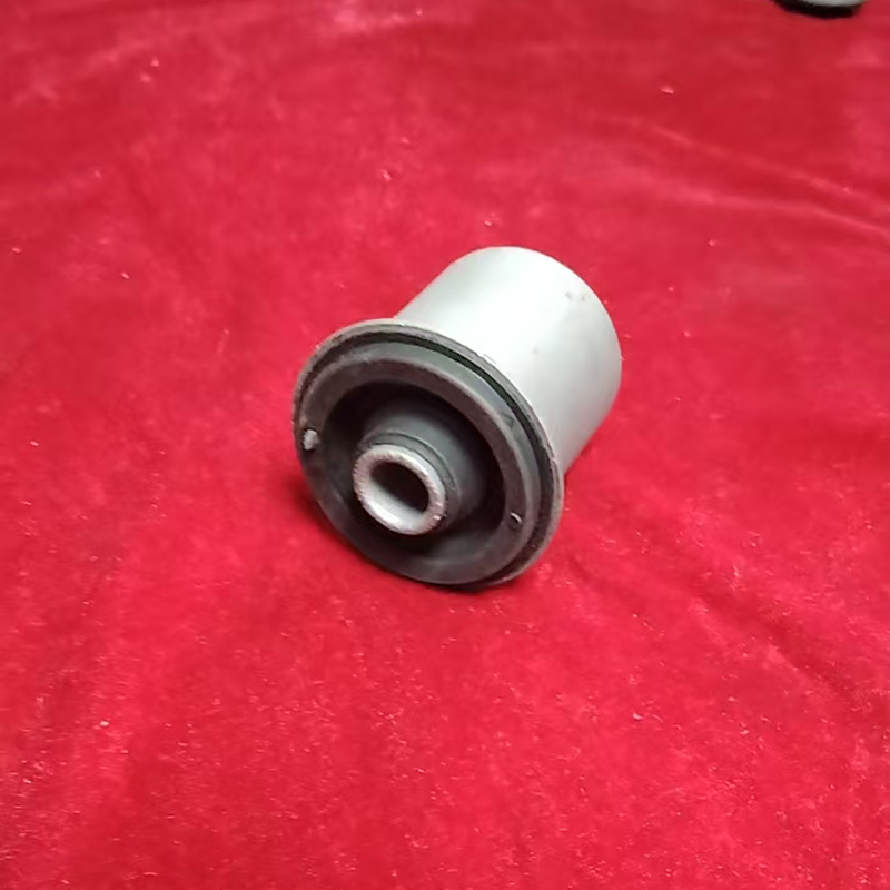 Engineered Rubber Bushing for Suspension - High-Quality Shock Absorber Sleeves Suitable for Suzuki