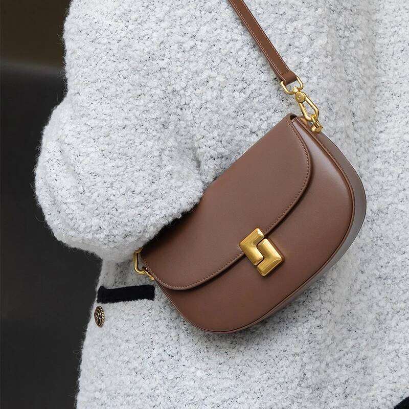 Cowhide Small Fashion Square Bag Genuine Leather Crossbody High end Feeling HandBag Women's Commuting Flap Box Bags new