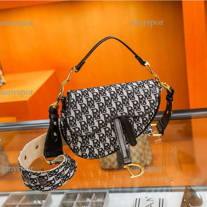 Designer Tote Shoulder Letters Embroidered Handbags Saddle High Quality Women's Wallets HandBags Crossbody Bags