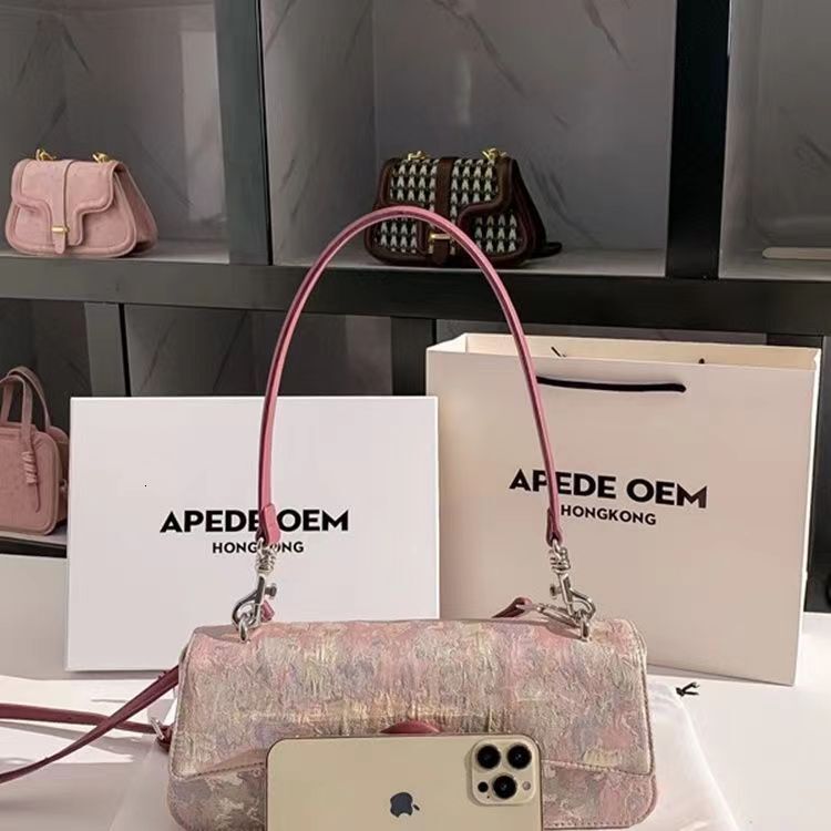 Designer Bag Wholesale Luxury Bag Women's Bags Niche Design Embroidered Underarm Bags Women 2025 New High-end Single Shoulder Baguette Bags