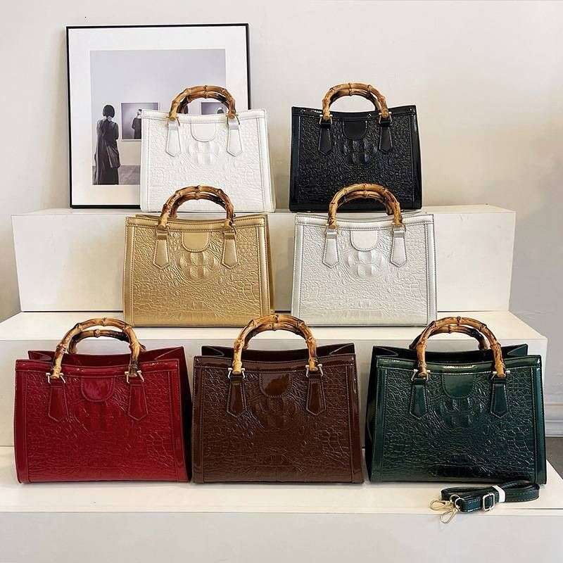 High Quality Bamboo Handbag 2025 New Fashion Trend Crocodile Classic Large Capacity Tote Bag