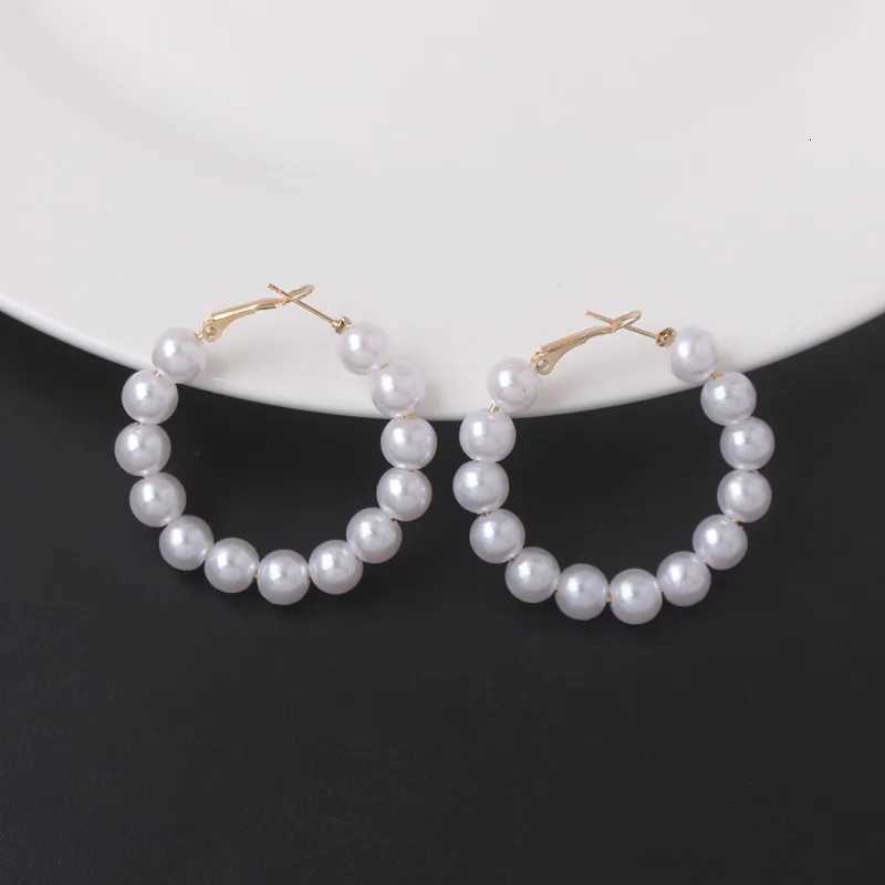 100% Pearl Hoop Earrings for Women Elegant Korean Fashion Girls Ear Accessories White Color Pearl Earrings Wedding Jewelry XJ250814