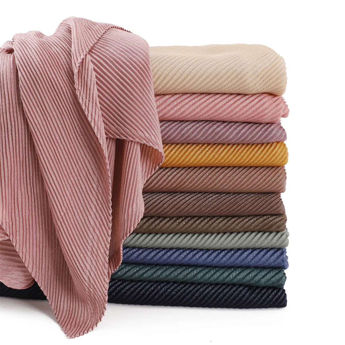 High Quality Breathable Womens Shiny Pleated Hijab Scarf Fashion Polyester Golden Sliver Crinkle Head Wraps Islamic Turban 250808