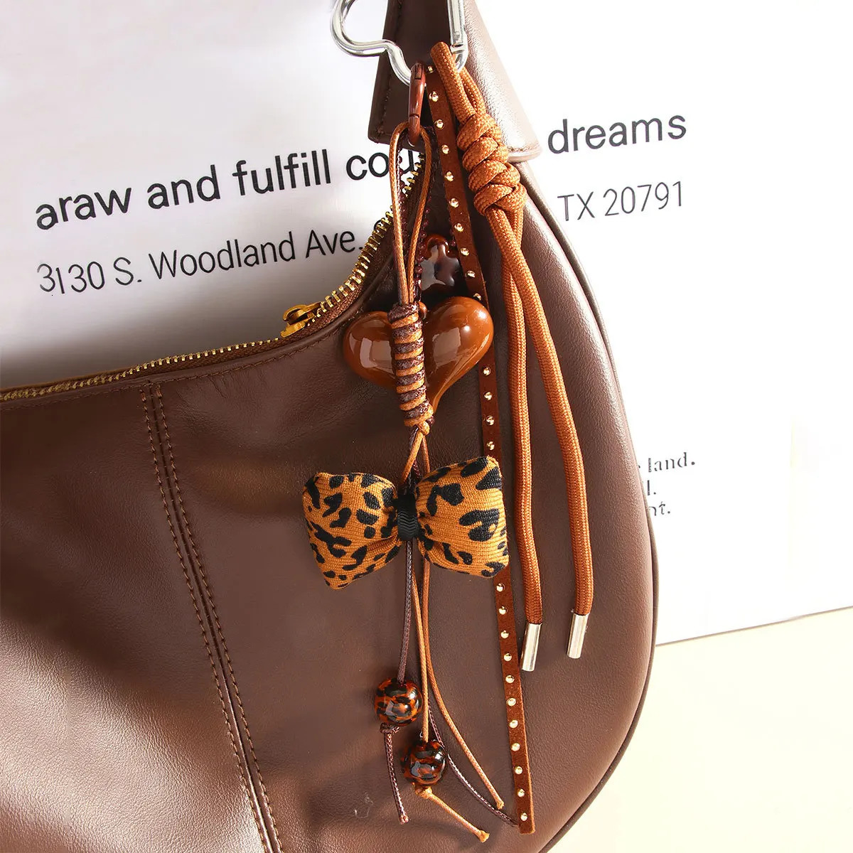 Series Handmade Leather Braid Rope Love Heart Button Key Chain Cute Spot Bow Bear Doll Bag Pendant Keychain for Women 250811