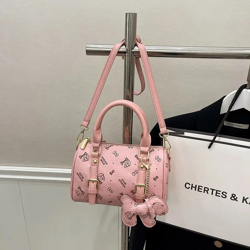 Chic Ladys Compact Fashion Accessory: Premium Full Grain Leather Mini Satchel