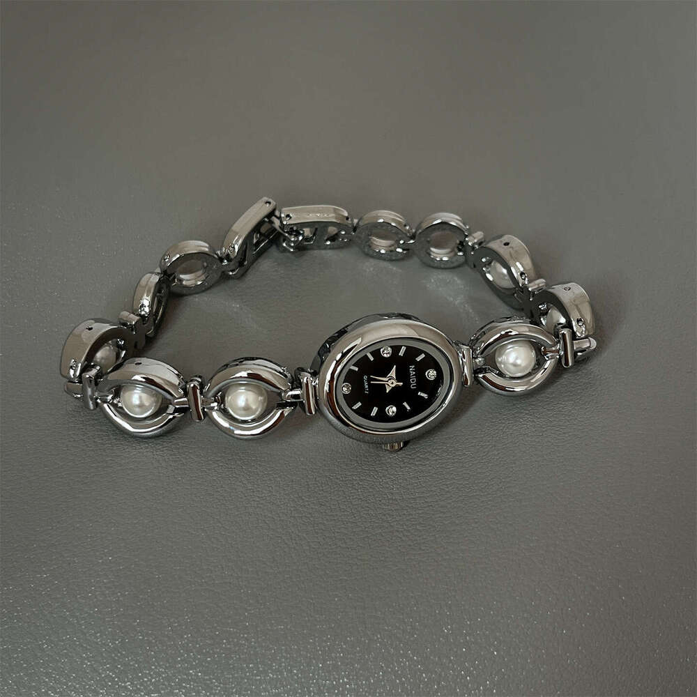 Designer White High-Value Bracelet Niche for Women High-End Light Luxury Pearl Exquisite Women's Quartz Watch