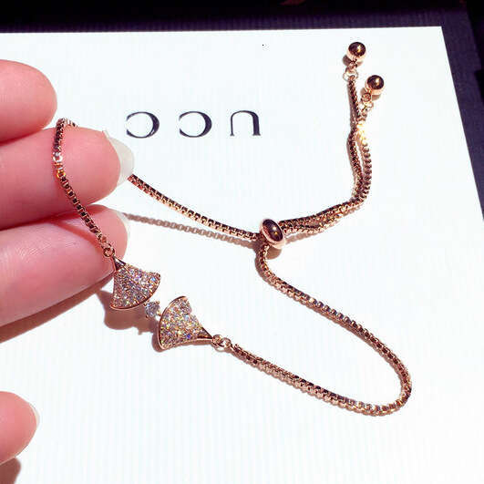 New Fashion Korean and Japanese Style Exquisite Dress Pull Zircon Temperament Bracelet Jewelry for Women S00288