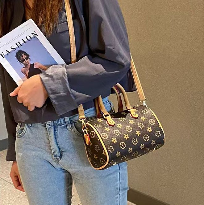 Designer Bagss Luxury Bag Shoulder Bag Crossbody Purse Ladies Fashion Mini Bag High Quality Leather Zipper Armpit Bag New Shoulder Designer Bags