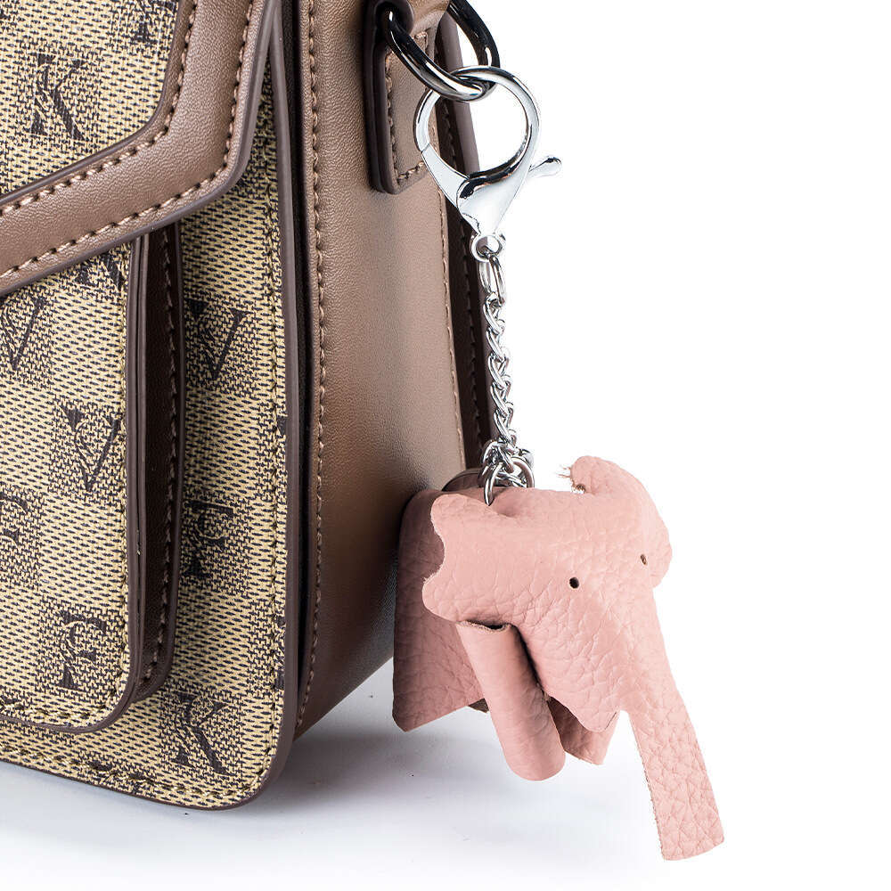Genuine Leather Creative Little Elephant Keychain Animal Car Key Pendant Top Layer Cowhide Bag Cute Doll Hanging Ornament Adorable