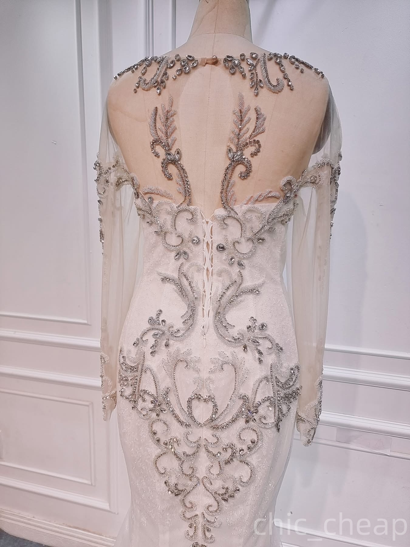 2025 Aso Ebi Plus Size Ivory Mermaid Wedding Dress Beaded Crystals Lace Tulle Detachable Train Vintage Bridal Gowns Dresses ZJ0611