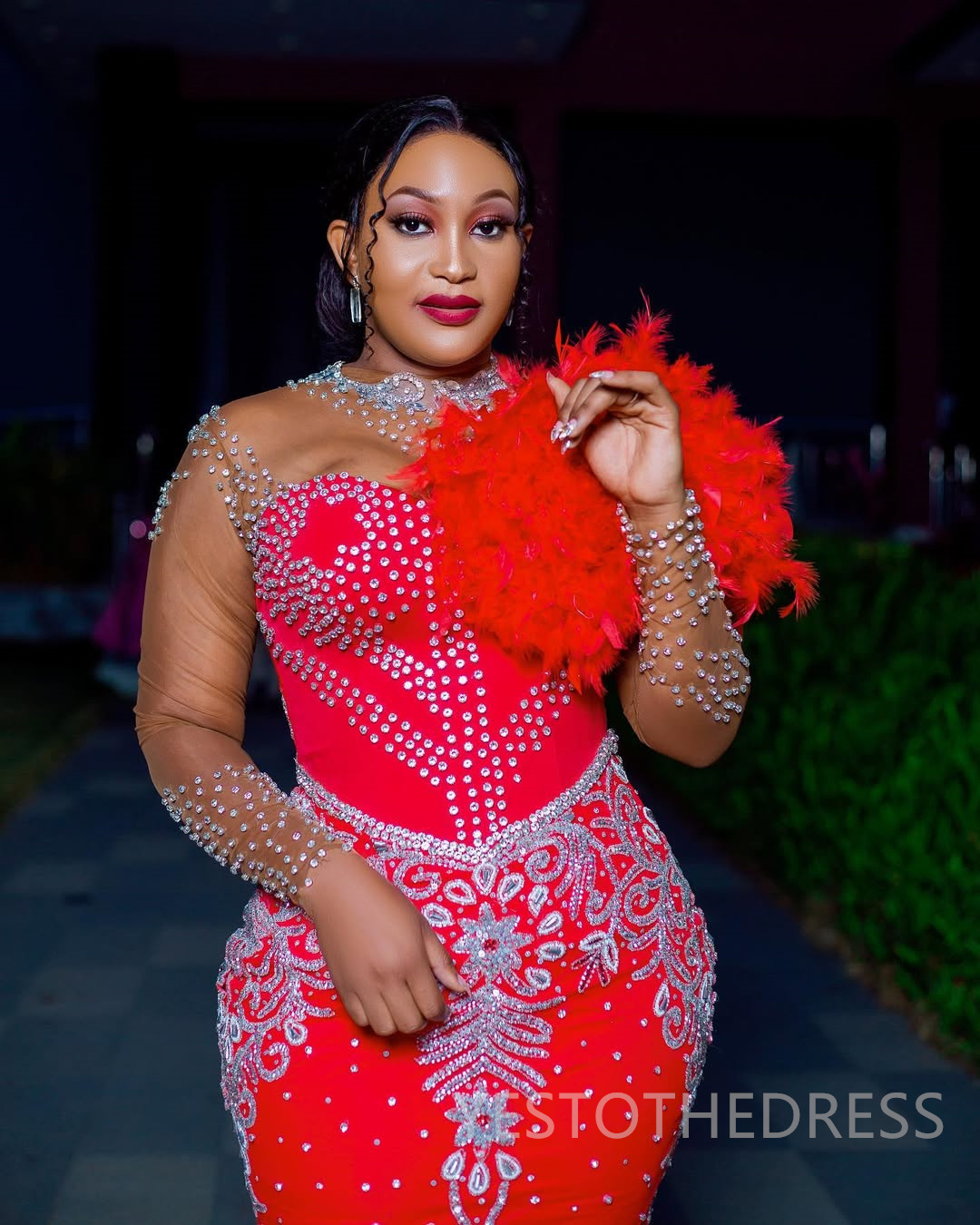 Plus Size Red Prom Dress 2025 Evening Dresses For Special Occasions Sheer Neck Appliqued Lace Beaded Rhinestone Feather Birthday Dress Second Receptio