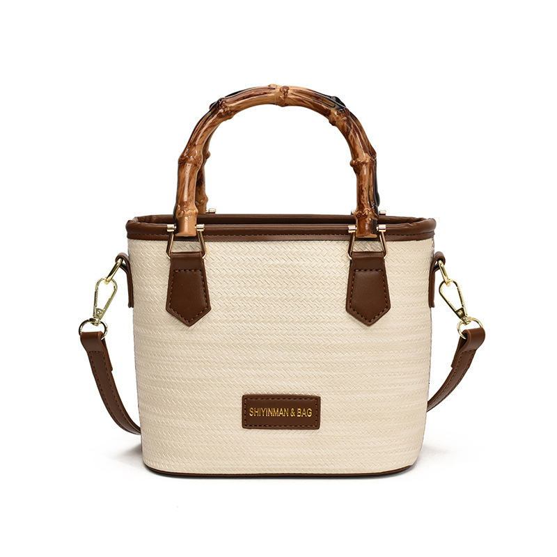 2025 New Women Designer Woven Handbag Internet Celebrity One Shoulder Crossbody Bag Outdoor Holiday Bag Wallet High End Evening Dress Bag