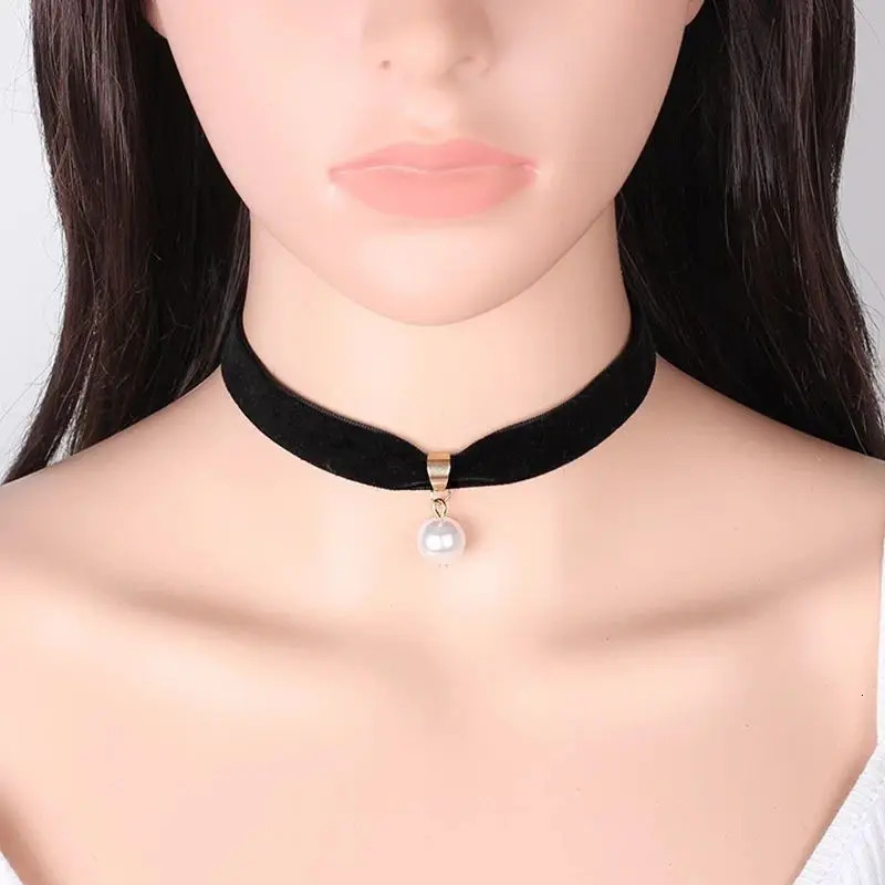Anime My Dress Up Darling Kitagawa Marin Necklace Women Girls Cosplay Black Collar Pearl Pendant Choker Party Jewelry 250811