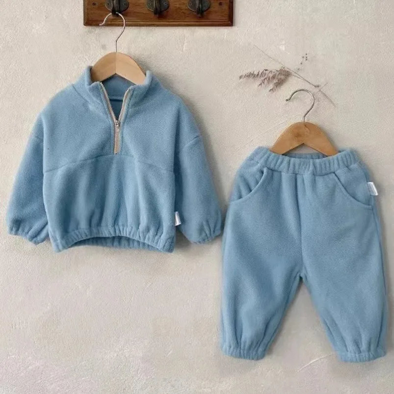 Baby Clothes Sets Girls Boys CoatsPants 2Pcs Sports Suits Solid Color Thicken Fleece Warm Toddler Winter Casual Tracksuit 250813