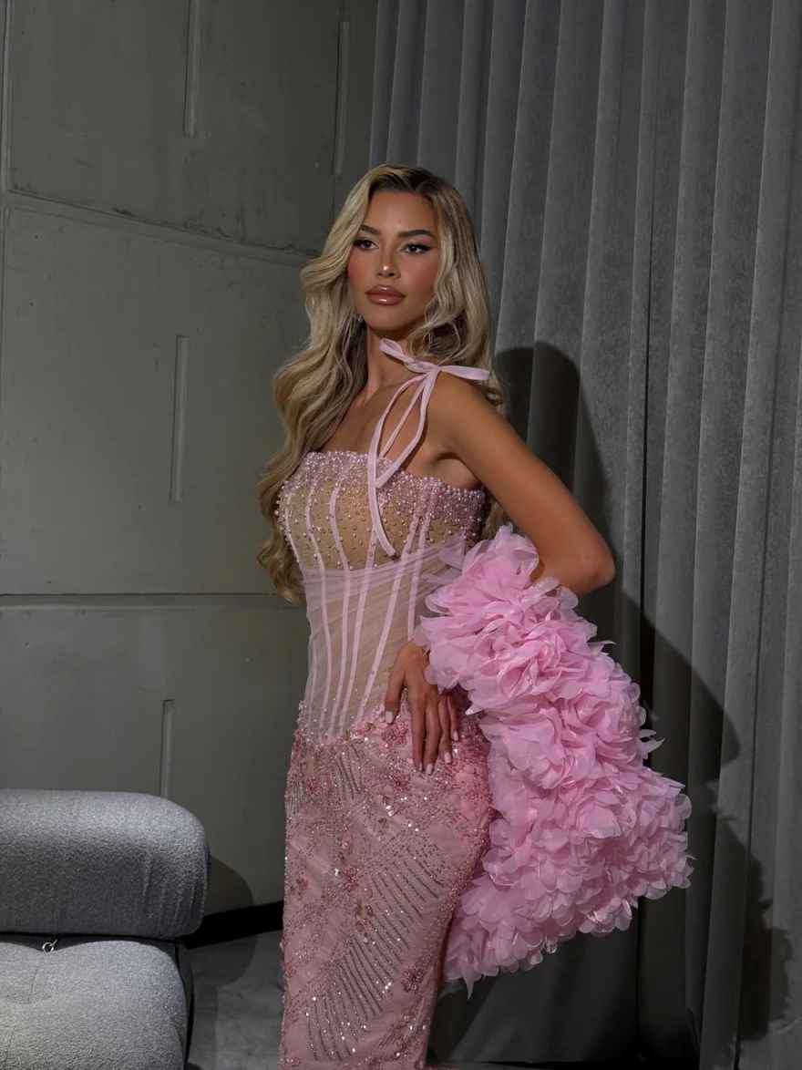 Elegant Spaghetti Straps Prom Dresses Sexy Sequined Crystal Sleevless Evening Gowns See Through Ruffle Party Dress Customized