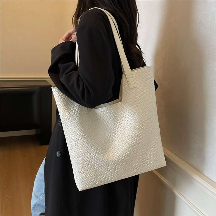 Large Capacity Bucket for Women 2025 New Underarm Casual Stylish Versatile Shoulder Commuter Tote Bag