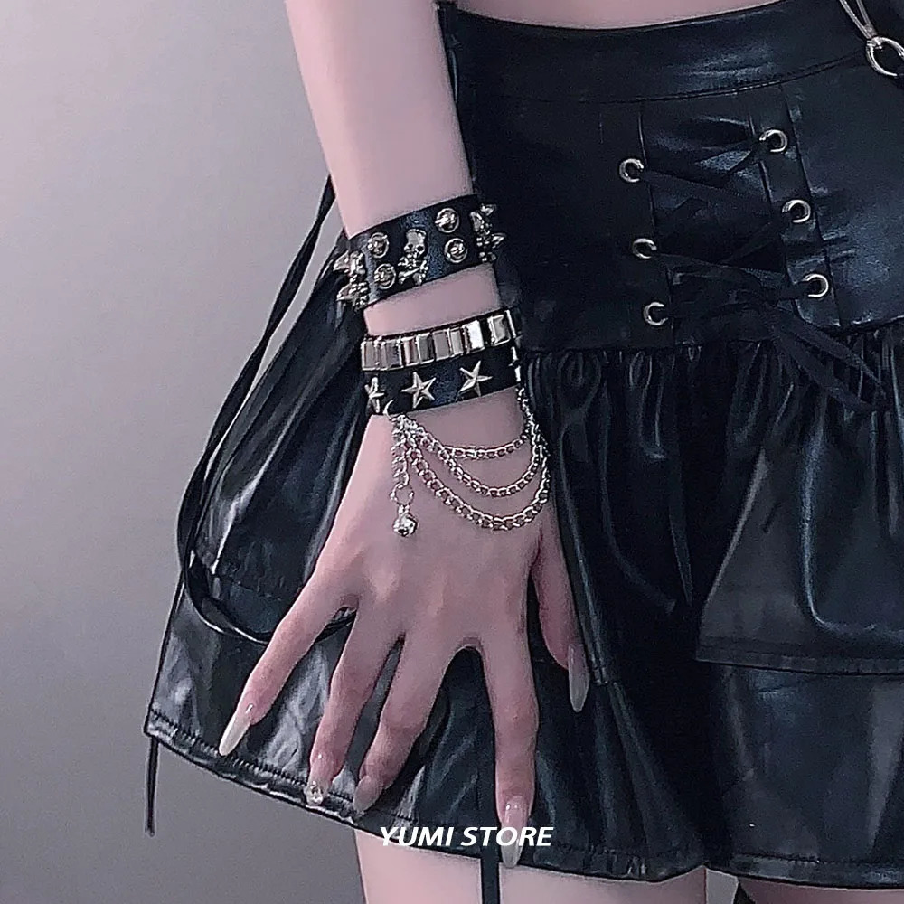 Punk Rivet Star PU Leather Bracelet For Women Men Hip Hop Gothic Dark Girl Rock Jewelry Pendant Love Chain Hip Hop Accessories 250812