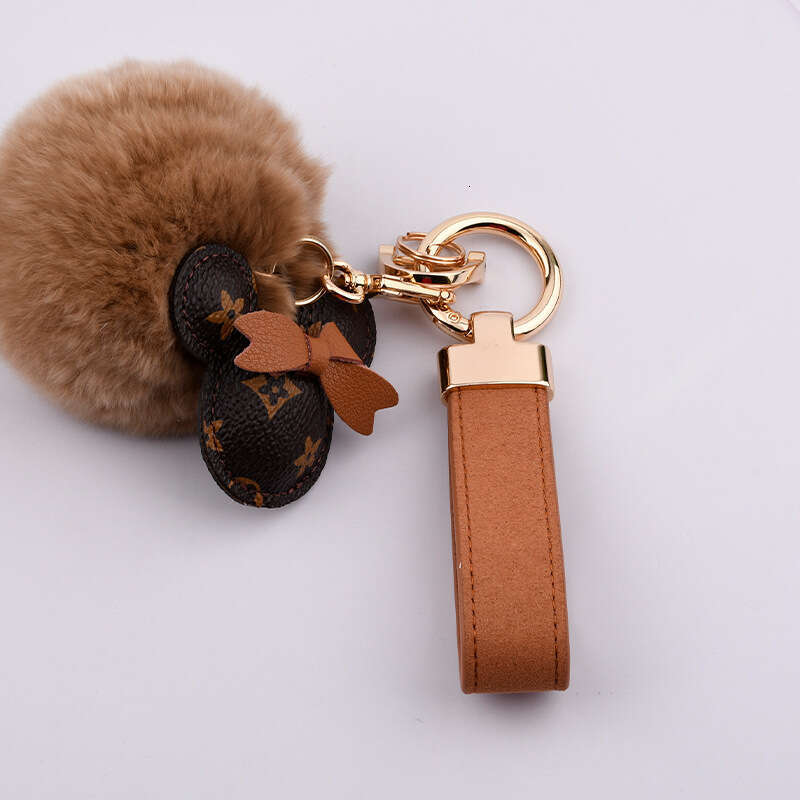 Suede T-shaped Car Keychain Leather Veet Horseshoe Buckle Pendant Personalized Women's Bag Decoration Trendy Small Gift