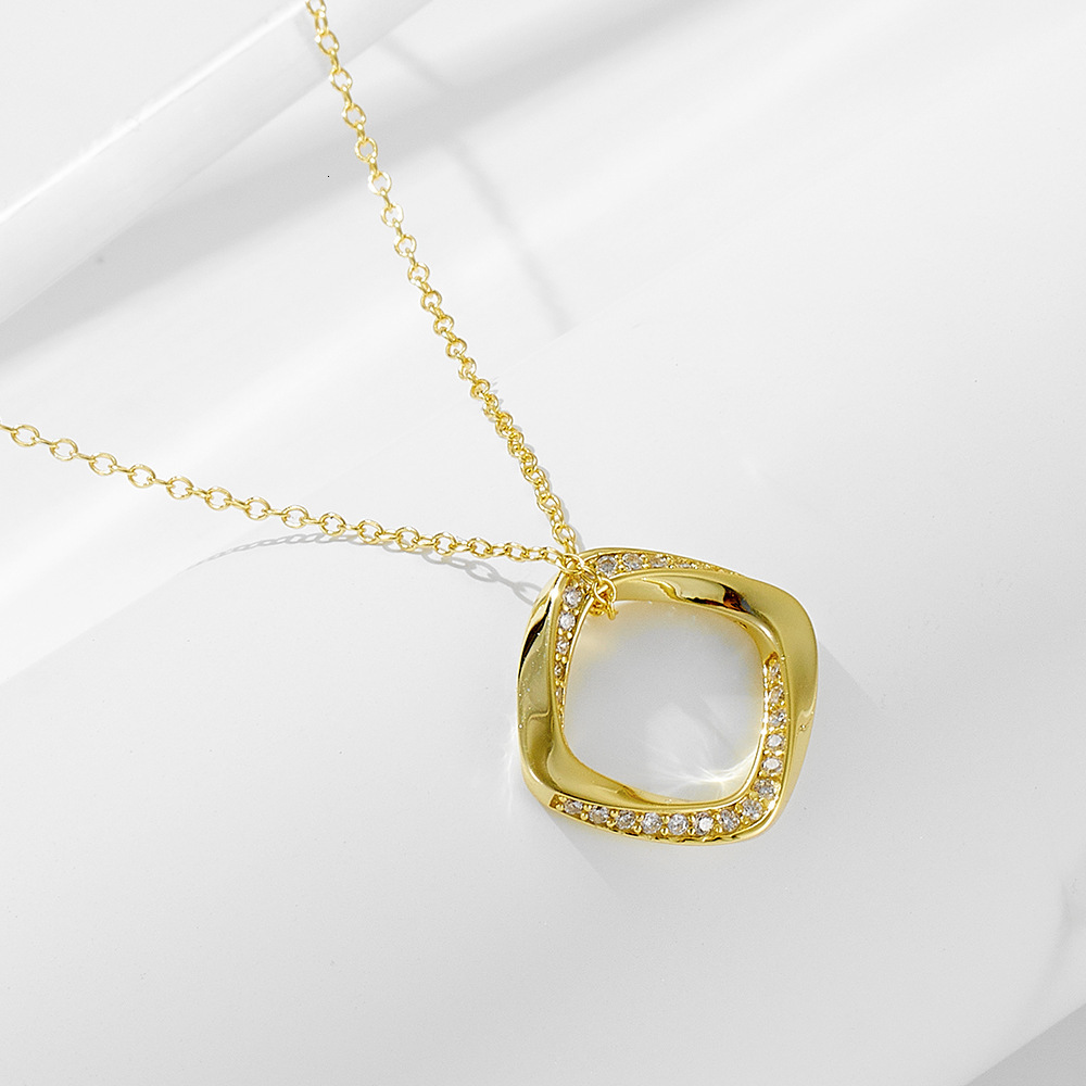 Geometric Inlaid Dia Square Sterling Sier Necklace Simple Light Ins Niche Temperament Personality Choker Collarbone Chain Jewelry for Women