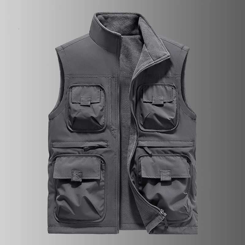 Mens Vest Spring and Autumn New Style Outdoor Mountaineering Photography Casual Vest Comfortable and Breathable Vest Y250814