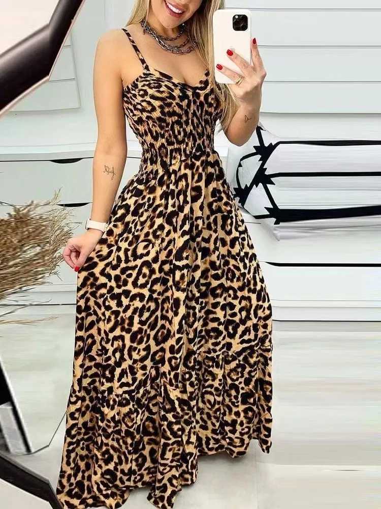 2025 Summer Sexy V-neck Paghetti Strap Long Dress Leopard Print Womens Fashion Ele Fe New Party Dress XJ250814