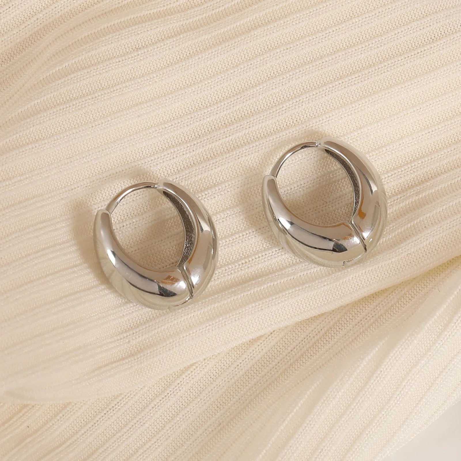Vintage Chunky Stainless Steel Hoop Earrings For Women Fashion Simple Round Circle Simple Earrings Party Jewelry Holiday Gifts XJ250814